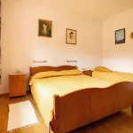 Jadranka Gostinjska kuća