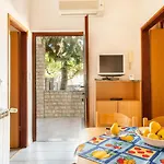 Jadranka Gostinjska kuća Medulin