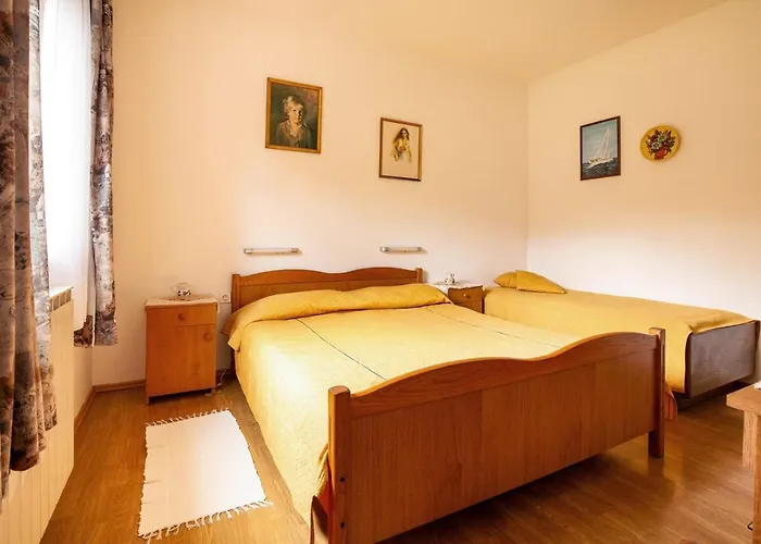 Jadranka Gostinjska kuća